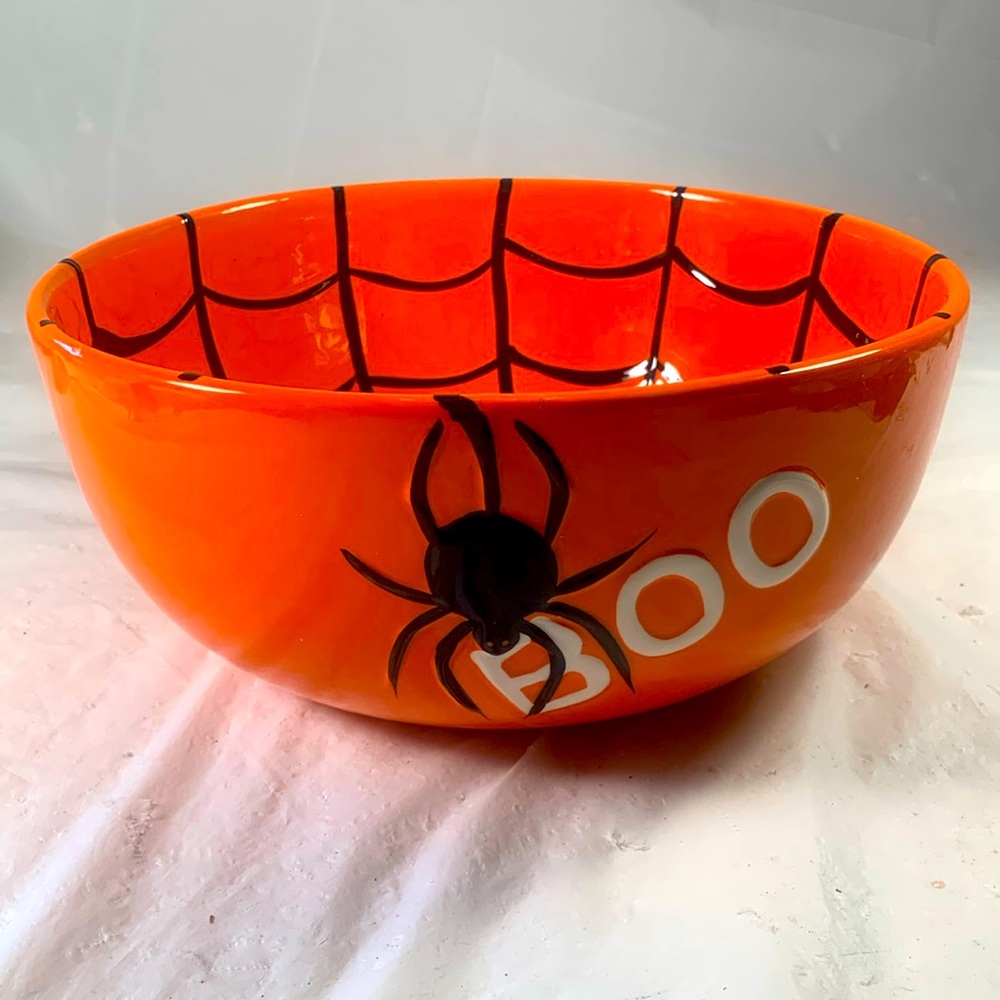 Boston Warehouse Spider Boo Serving Bowl Halloween Ceramics